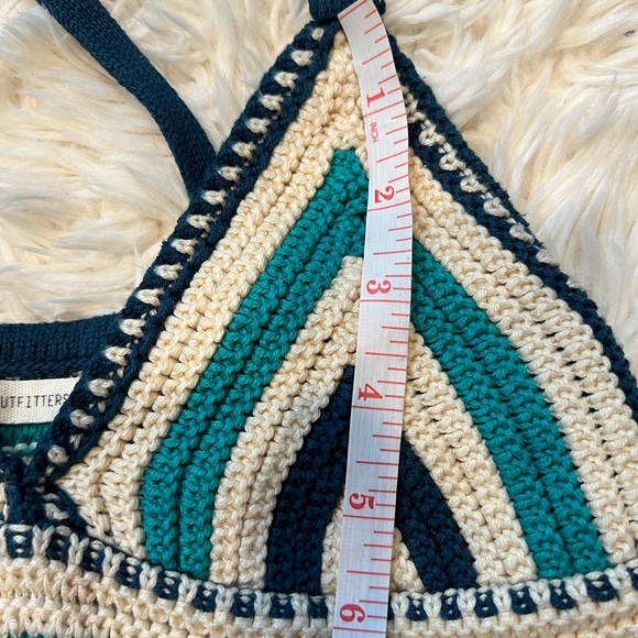 🤍 Urban Outfitters Gigi Crochet Bralette Camisole Top - Picture 6 of 9